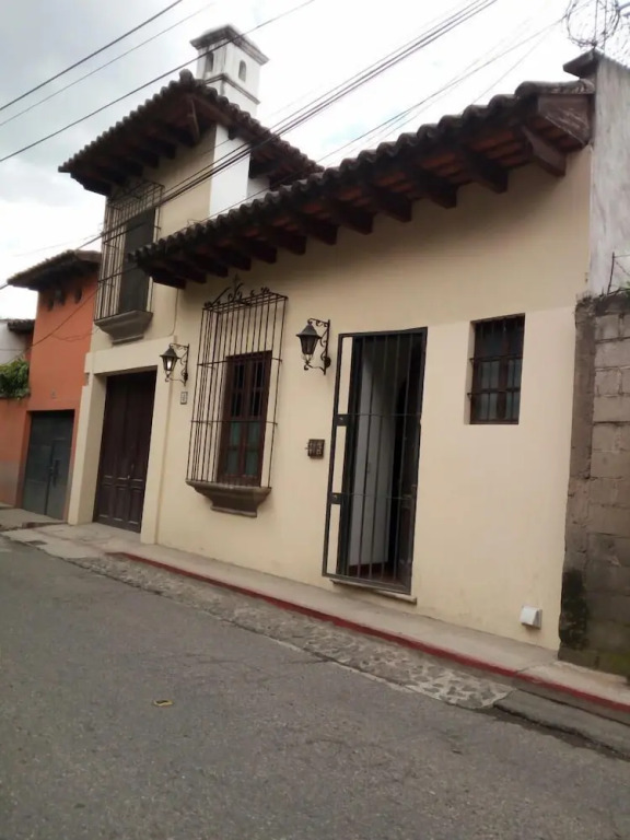Casa Alicia Hostal Antigua Guatemala