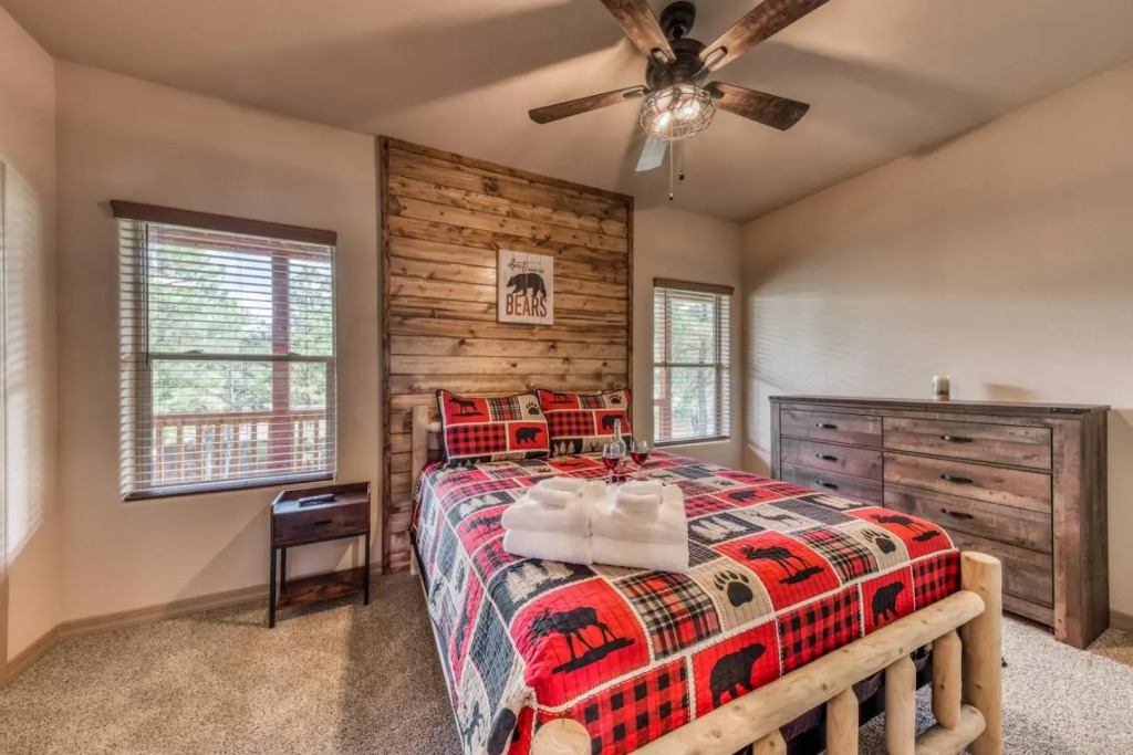 The Lone Star Lodge by Ruidoso Vacation Rentals