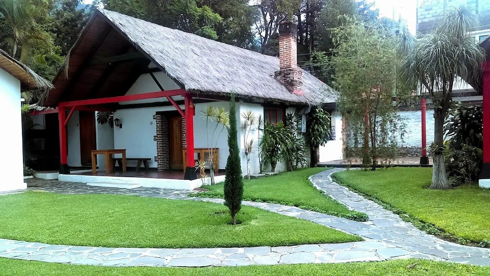 Hotel Paradise Inn