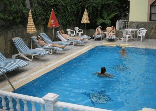 Alaya Apart Hotel