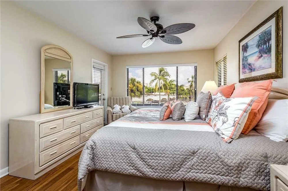 Santa Maria 208 - Two Bedroom Condo