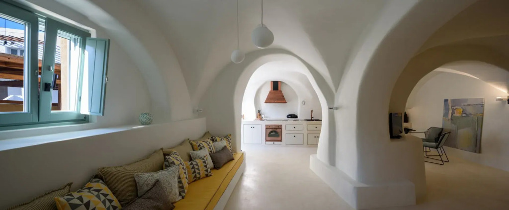 Potamos Luxury House, Private Pool, Santorini