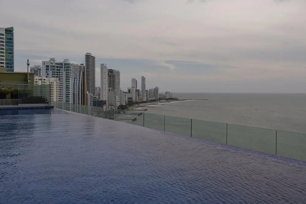 Stylish 1BR Apartment w Balcony Amazing View