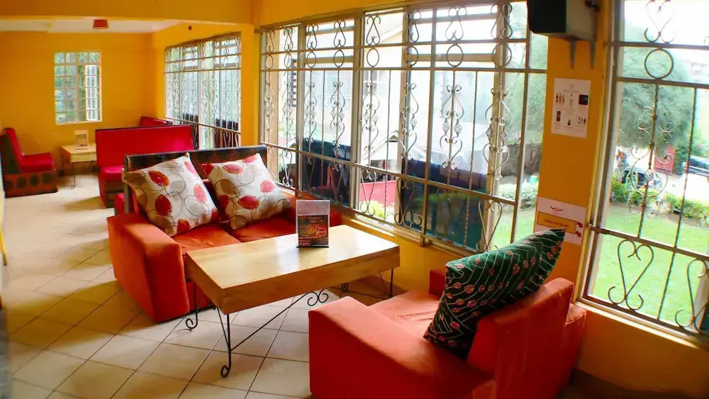Red Buffalo House Hotel