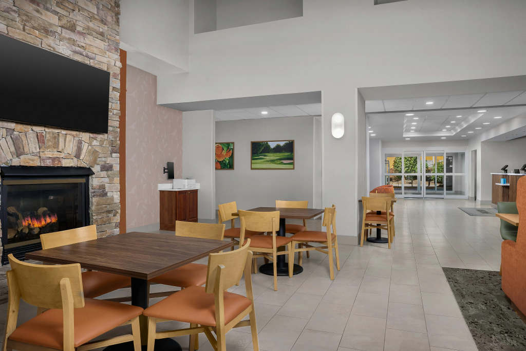 Hampton Inn & Suites Clinton