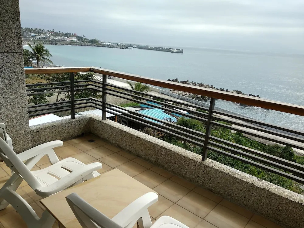 Sea Bay