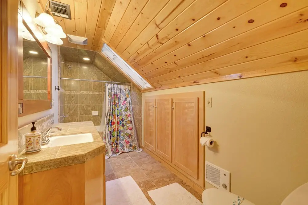 5 Mi to Dodge Ridge: Cabin in Strawberry