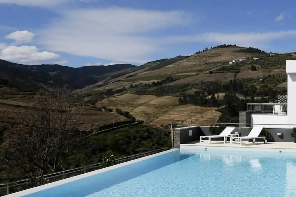 LBV House Hotel