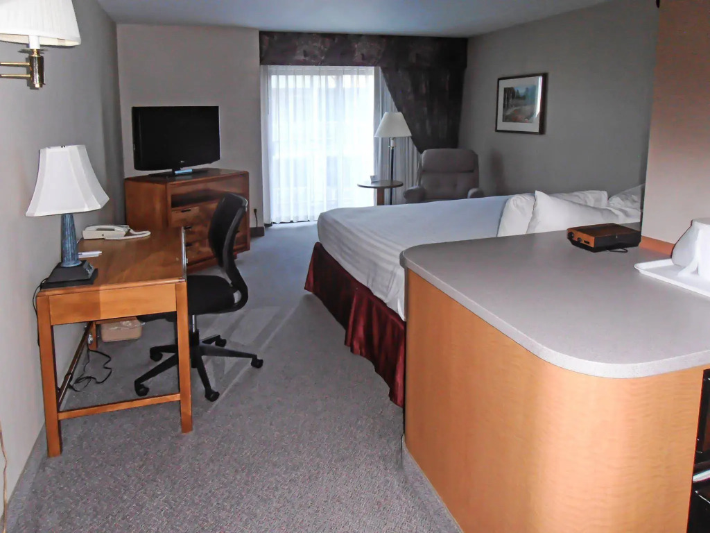 Clarion Inn