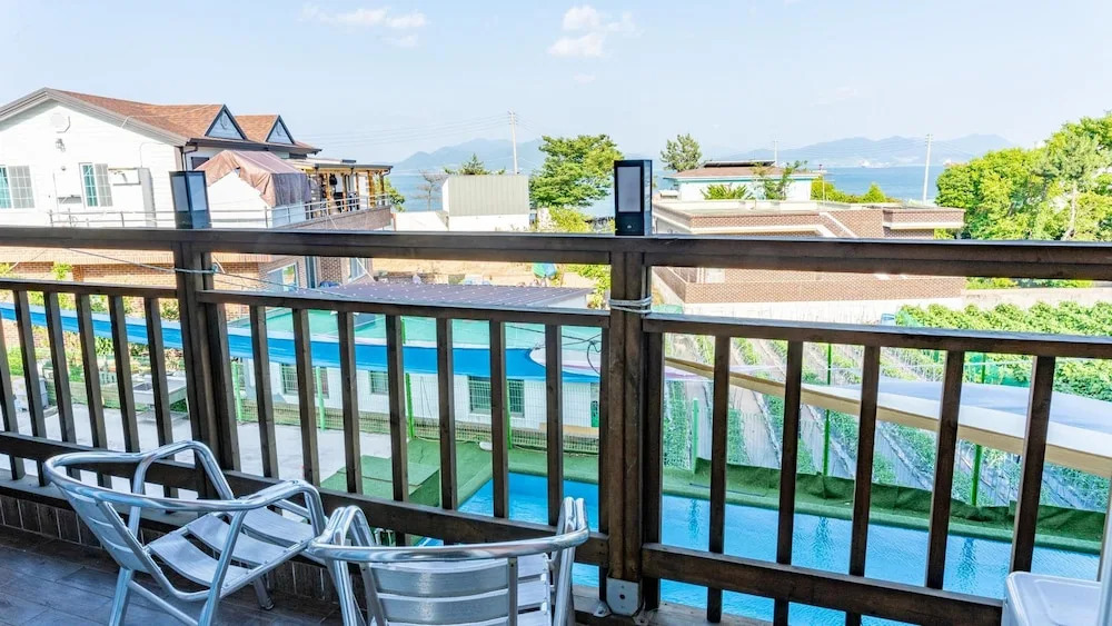 yeosu moranggee pension