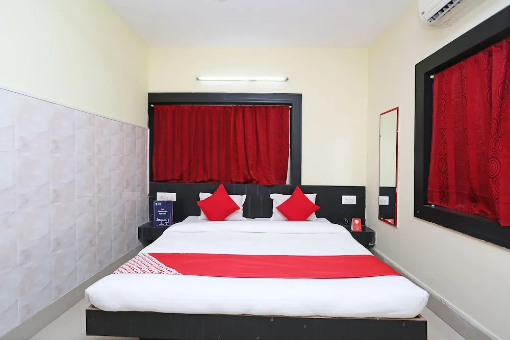 OYO 5719 Hotel Jannat Palace