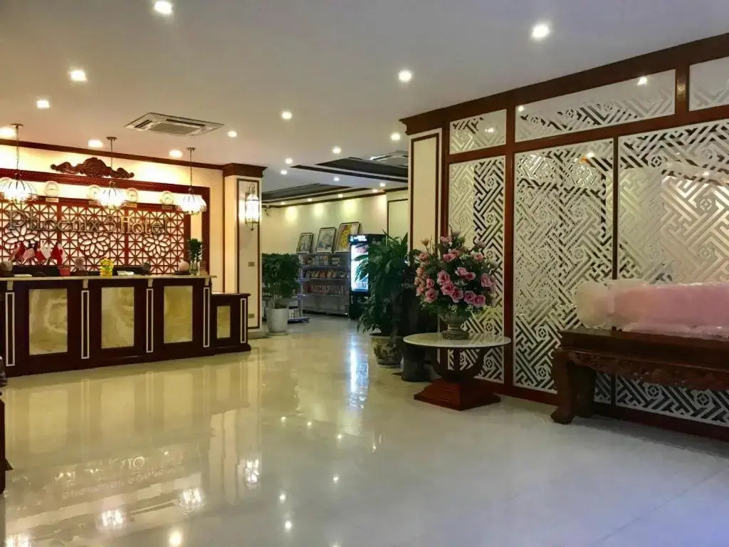 Phoenix 3 International Hotel
