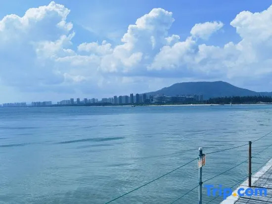 Nanwan Monkey Islet Tianlang Holiday Hotel