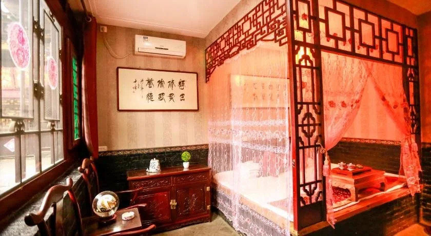 Pingyao Longyuan Inn