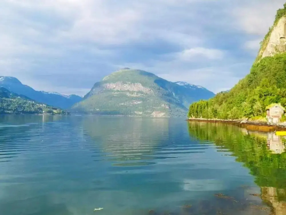 8 Person Holiday Home in Innvik-by Traum