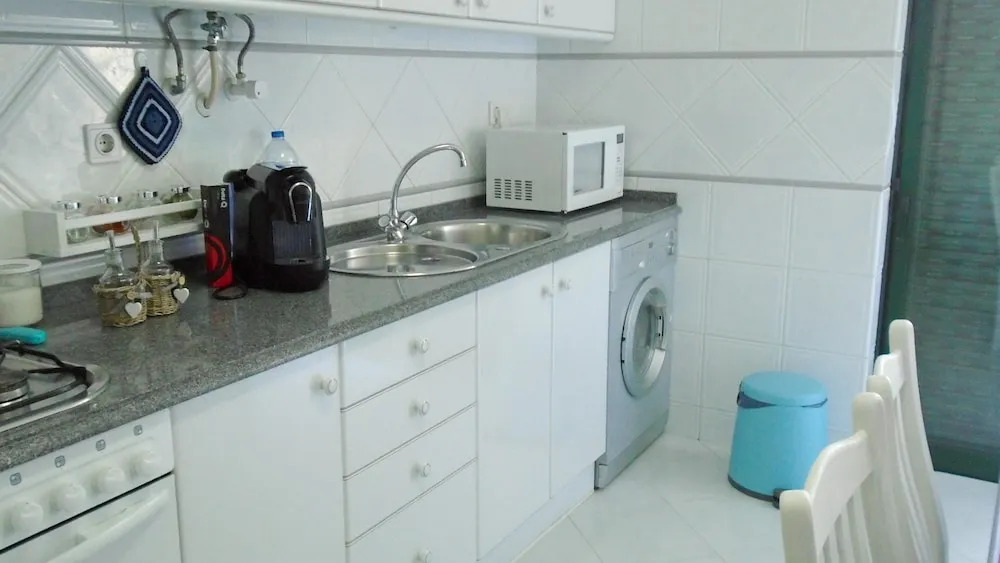 Apartment With 2 Bedrooms in Armação de Pêra, With Wonderful sea View, Shared Pool, Furnished Garden - 250 m From the Beach