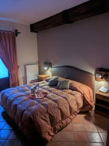 Hotel Altopiano Delle Rocche