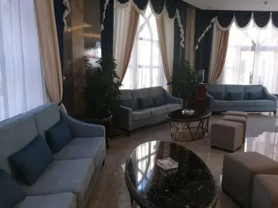 Weimei Shangpin Hotel (Hami Huanghou Tianjie)