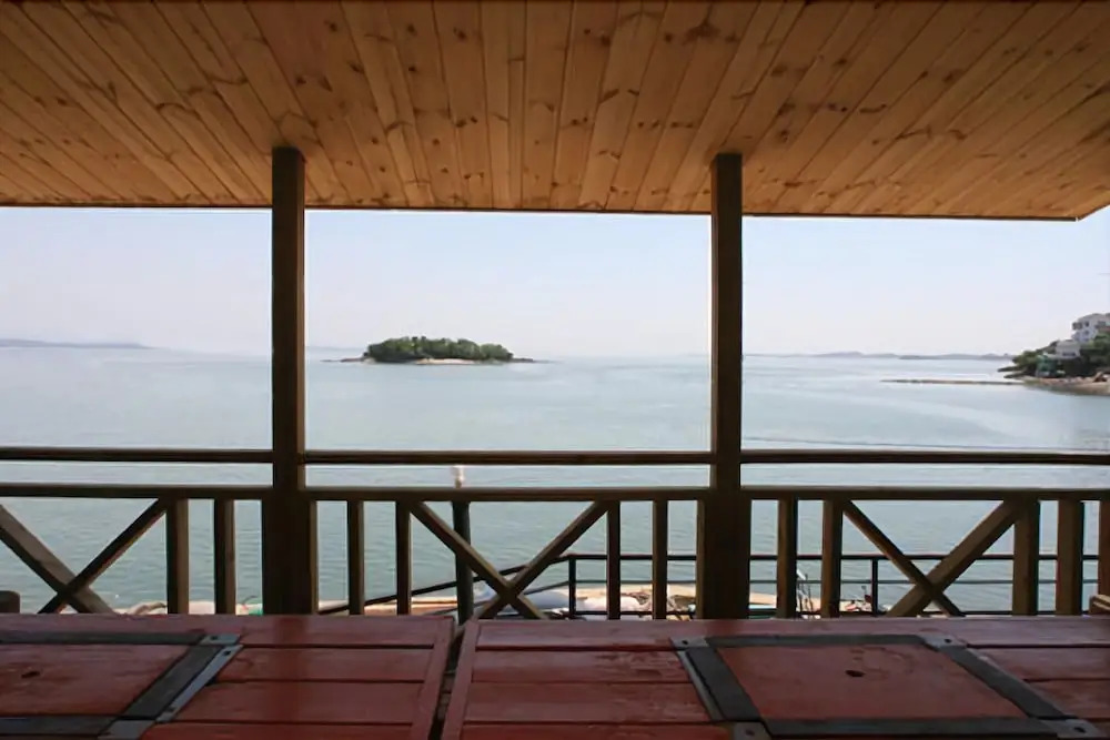 Taean Carib Pension