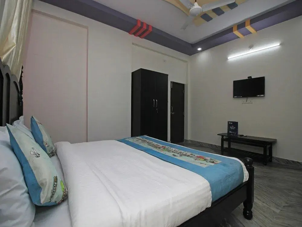 Collection O 9529 Hotel Krishna Palace