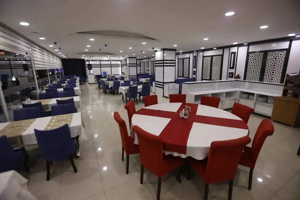 Gun Otel