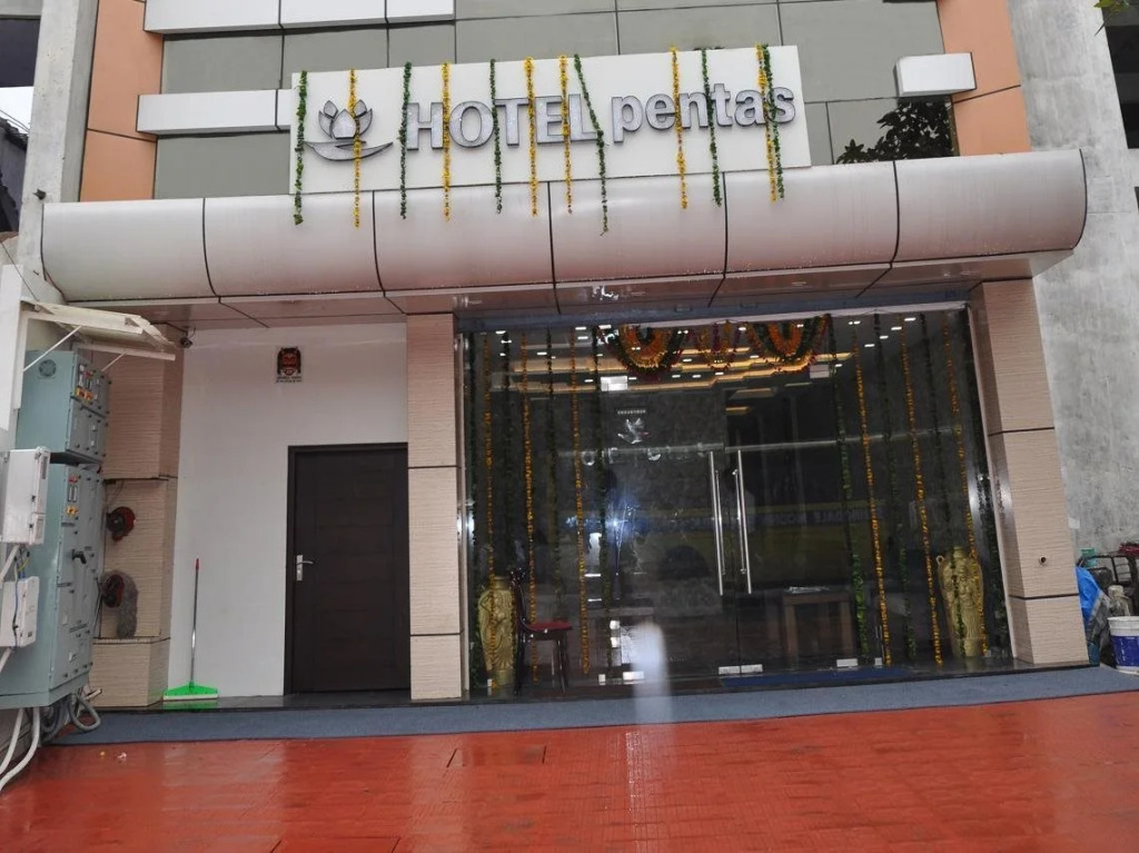OYO 787 Hotel Pentas