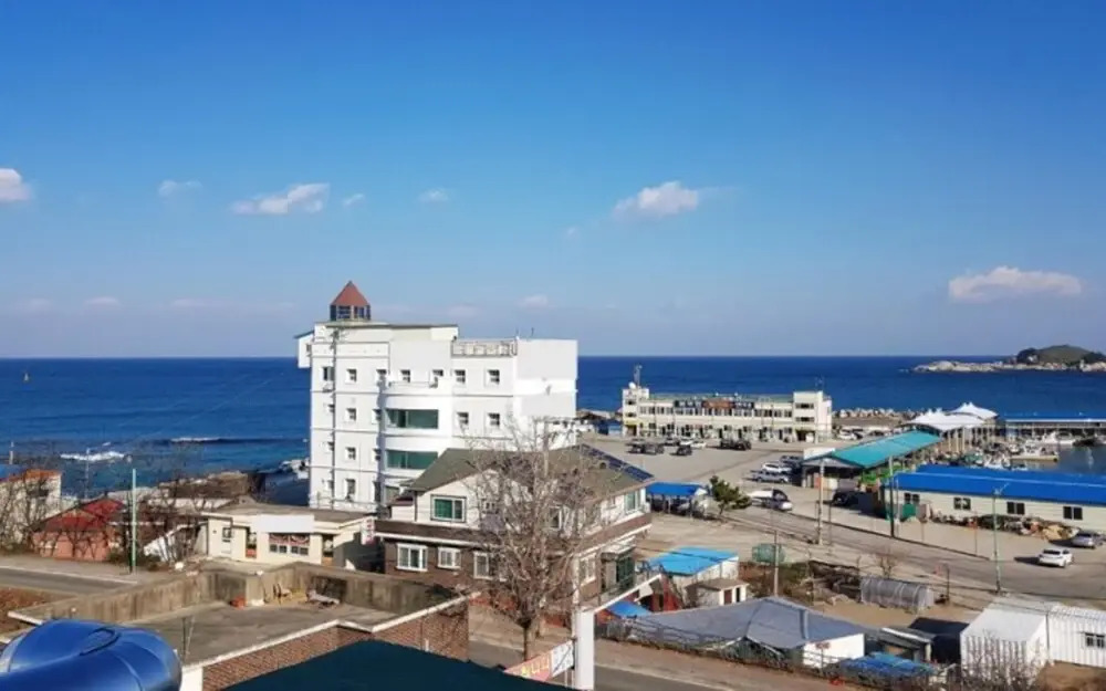 Goseong Haemaru Pension