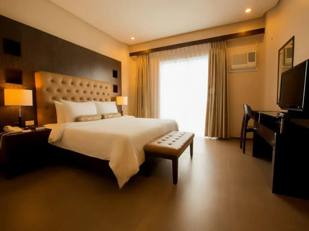 N Hotel