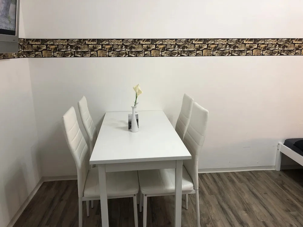 Apartment+WIFI in center Erlangen 2