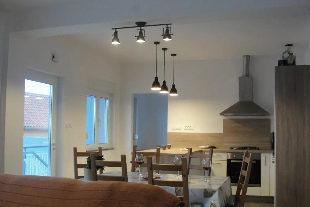 Rasin Apartments
