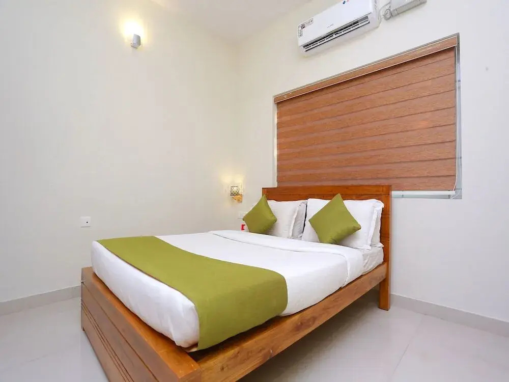 Sreepathi Nirmalyam By OYO Rooms