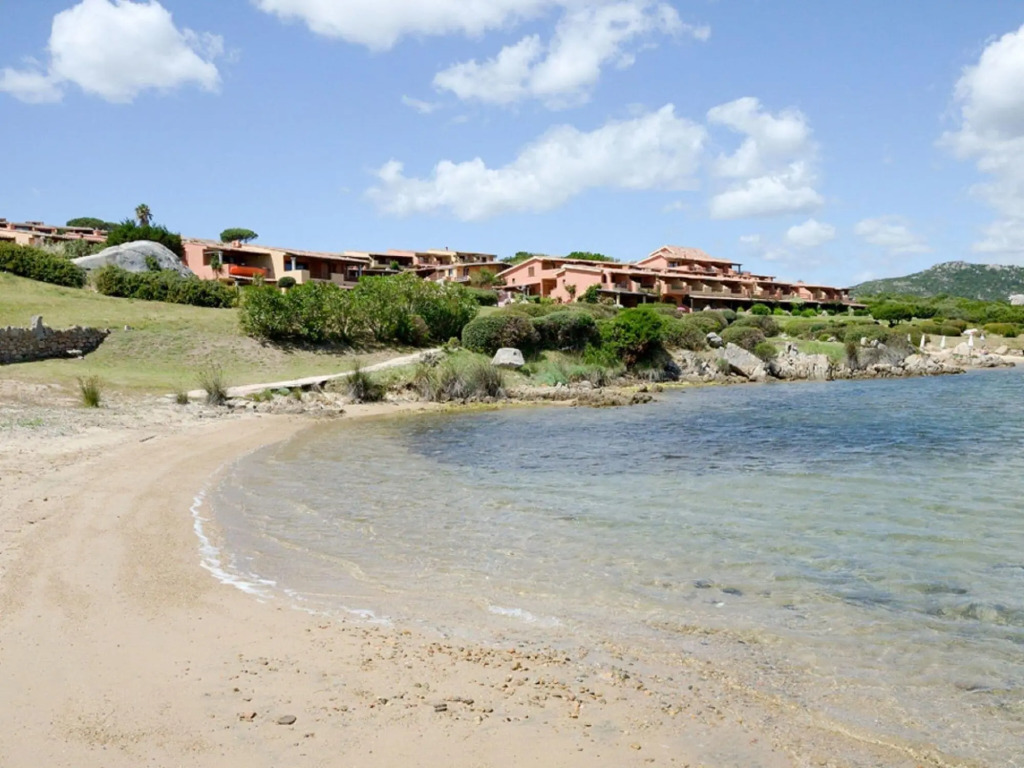 Pleasant Holiday Home in Marinella Near the sea