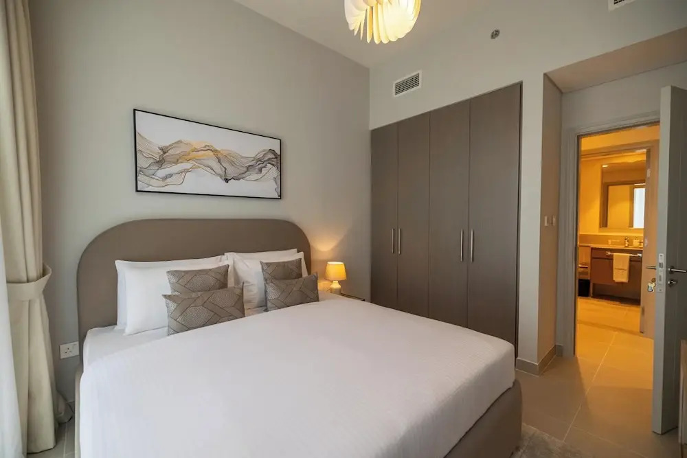 HomesGetaway-ForteDowntown 3BR MaidsRoom