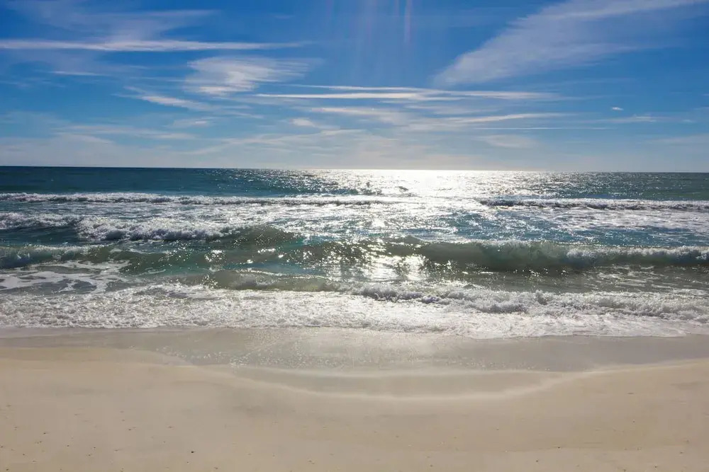 A Seaside Beauty! Book Now - Lot of Outdoor Living Space