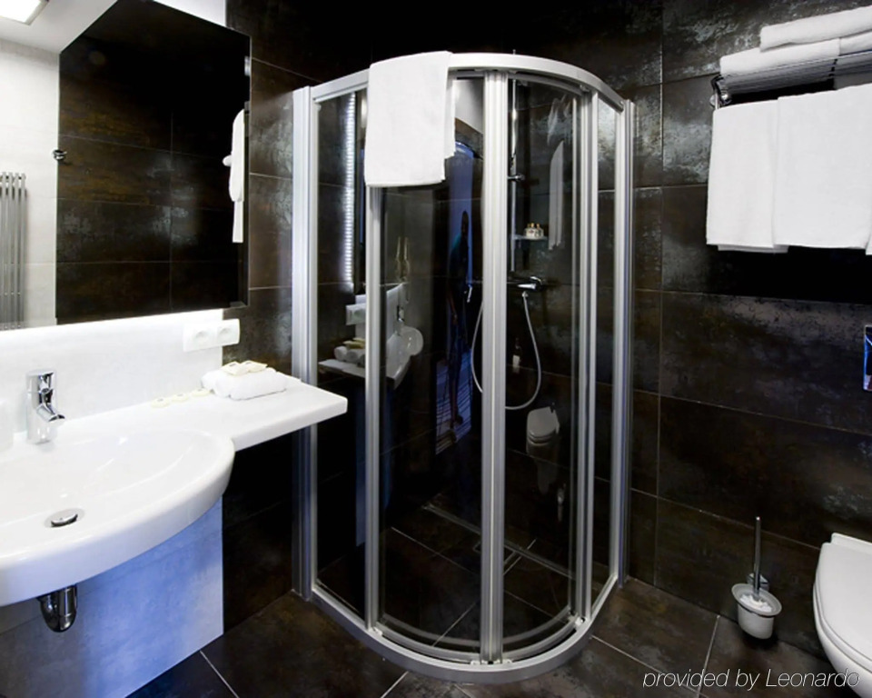 Hotel Symfonia Osjaków