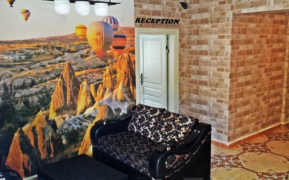 Dedeli Deluxe Hotel