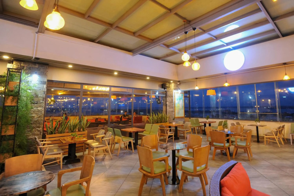 Cuu Long Hotel