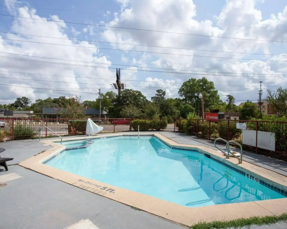Knights Inn College Station