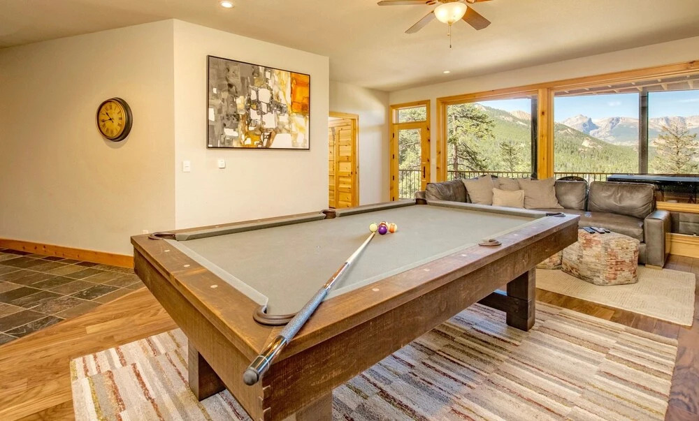 Serenity Luxury Vacation At Windcliff 3 Bedroom Home by RedAwning