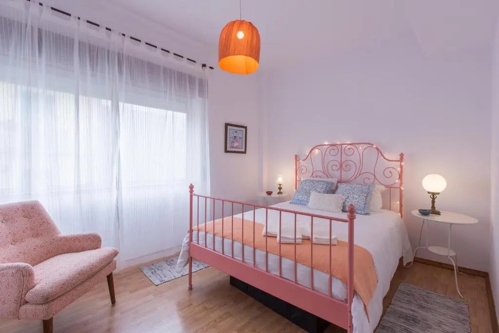 Light Filled Apartment + Free Pick-Up, By TimeCooler