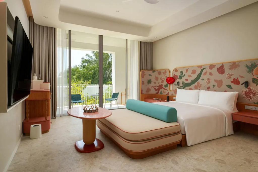 The Standard, Pattaya Na Jomtien