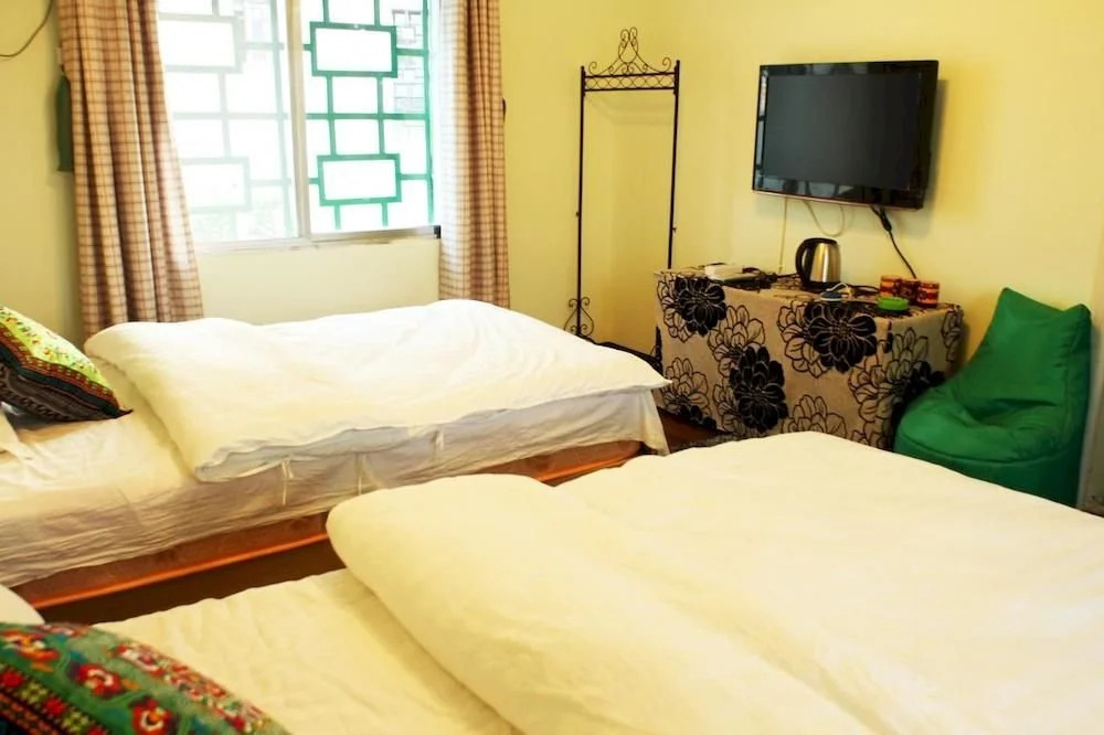 Deng Ba Lugu Lake Youth Hostel