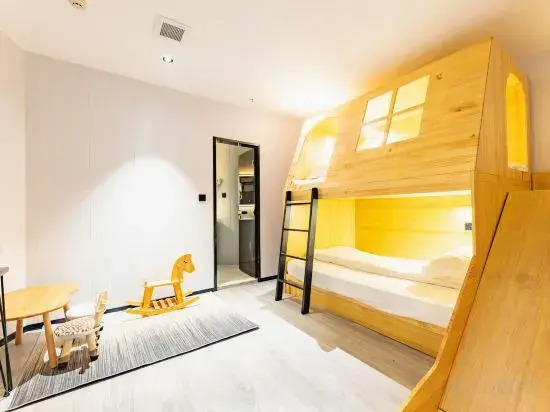 Pebble Motel (Shanghai Pediatric Hospital Lianhua Road Subway Station Branch)