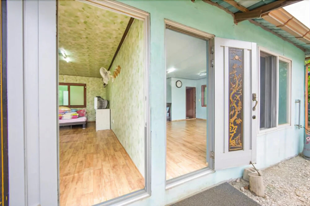 Daebudo Napoli Camping and Pension