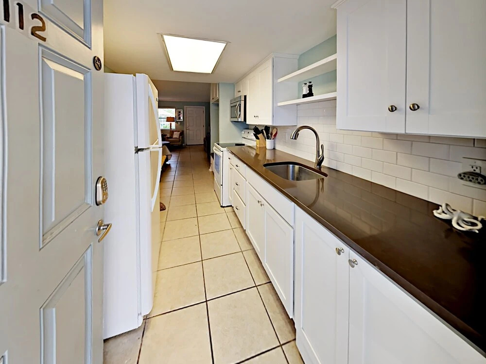 112 Sea Breeze - 1 Br Condo