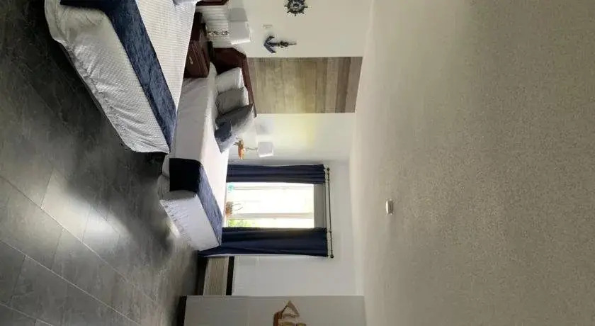 Motel Cle O Spa Inn