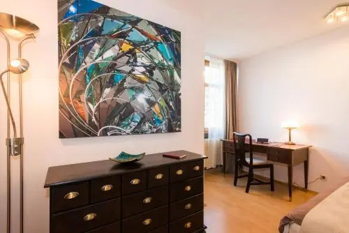 Westpark Apartments