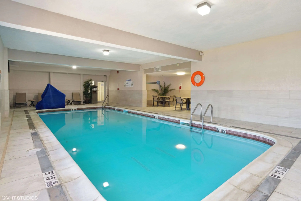 Quality Inn & Suites Morgantown - University Area