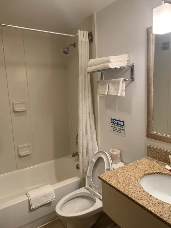 Sky Hotel Flushing/Laguardia Airport