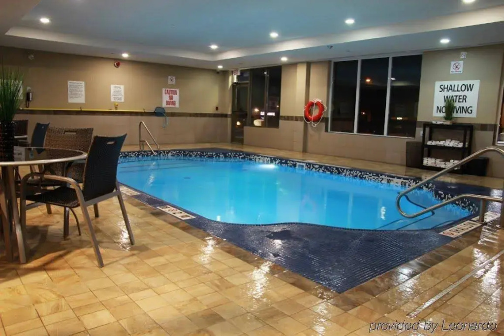 Holiday Inn Express & Suites Timmins by IHG